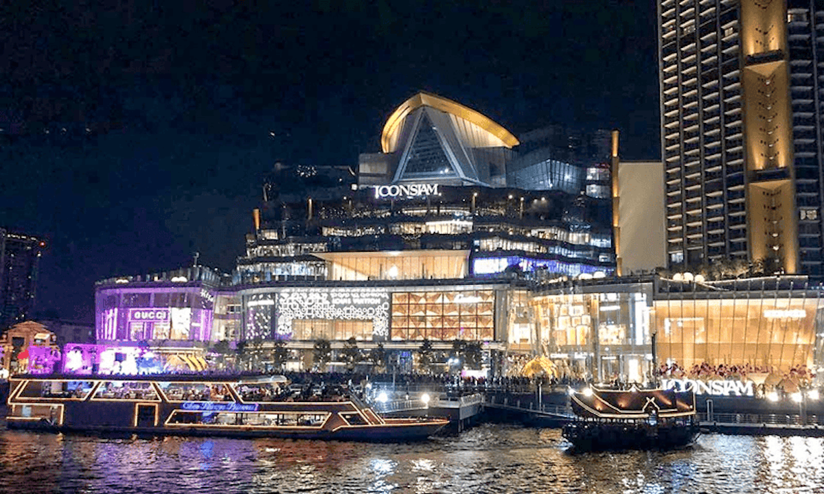 ICONSIAM brings you memorable evenings by the riverside this December