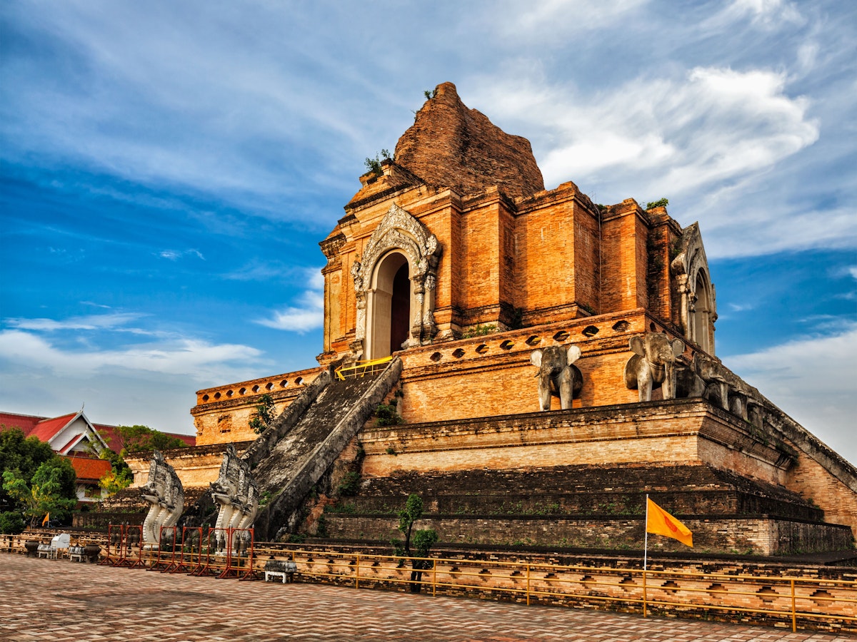Wat Chedi Luang .jpg