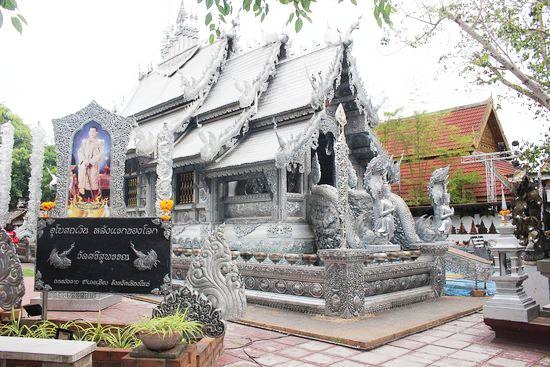 Wat Sri Suphan.jpg