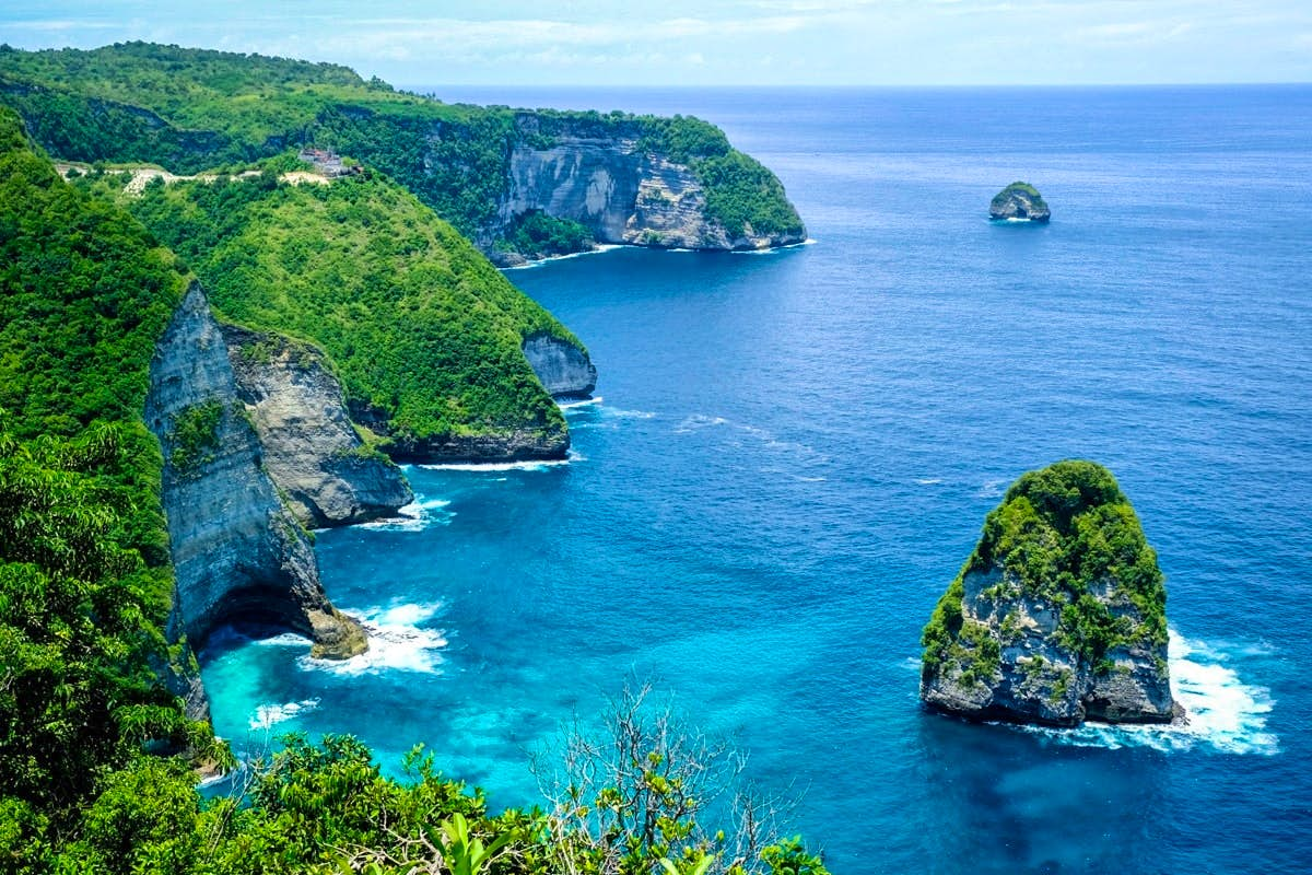 Explore West Nusa Penida Island