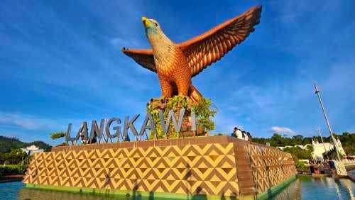 Langkawi Island Tour - Makam Mahsuri,Atma Alam Art Village,Eagle Square