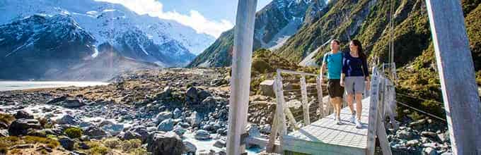 Hooker Valley track - Scenic walks at the foothills of the Southern Alps 
