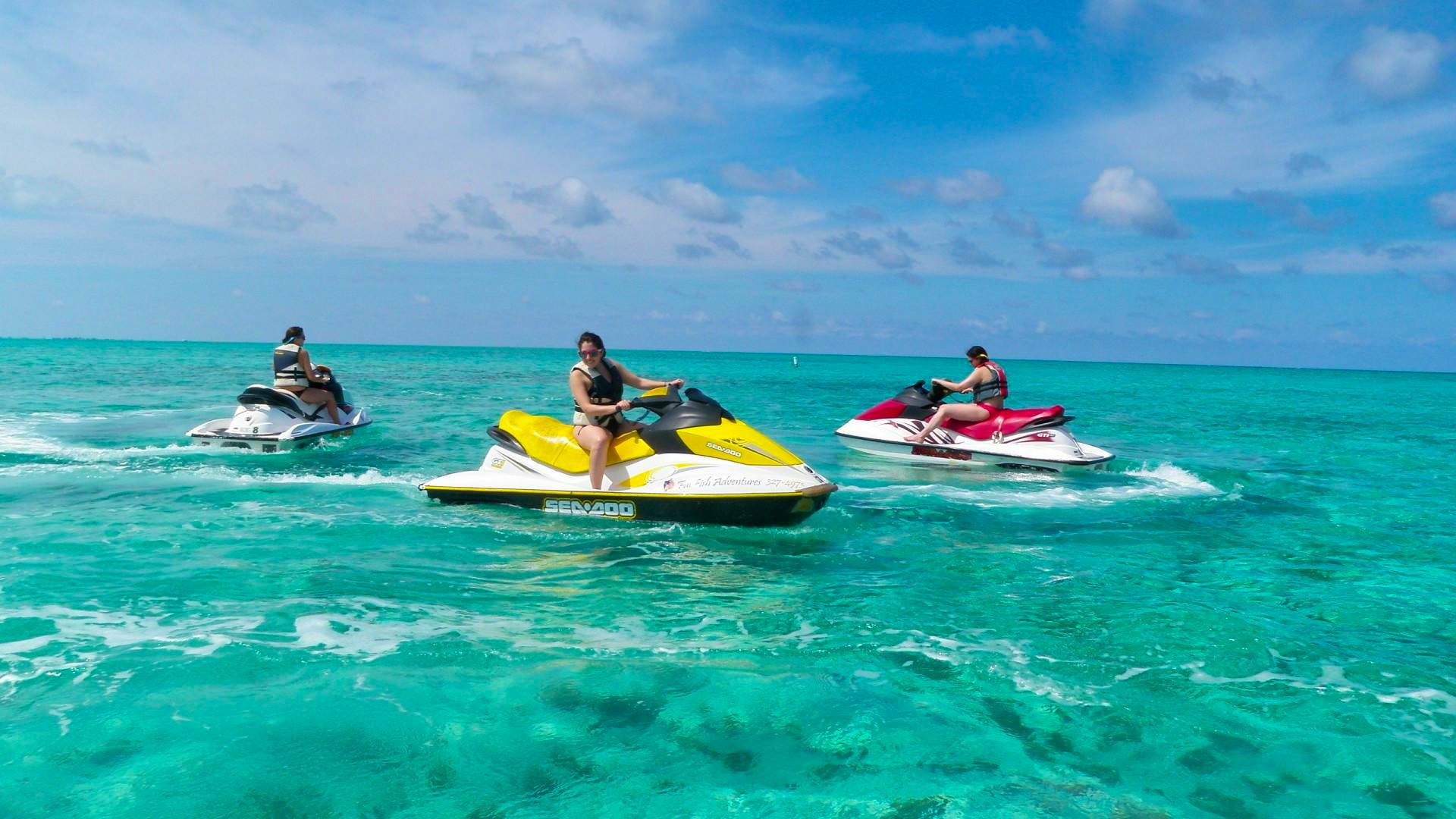 Parasailing + Banana Boat + Jet-Ski Ride + Scuba Diving 1x Dive With Shared Transfers