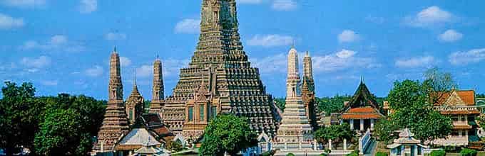 Wat Arun - Visit to the ever beautiful traditional Buddhist temple