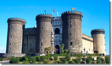 Castel Nuovo (Maschio Angioino)