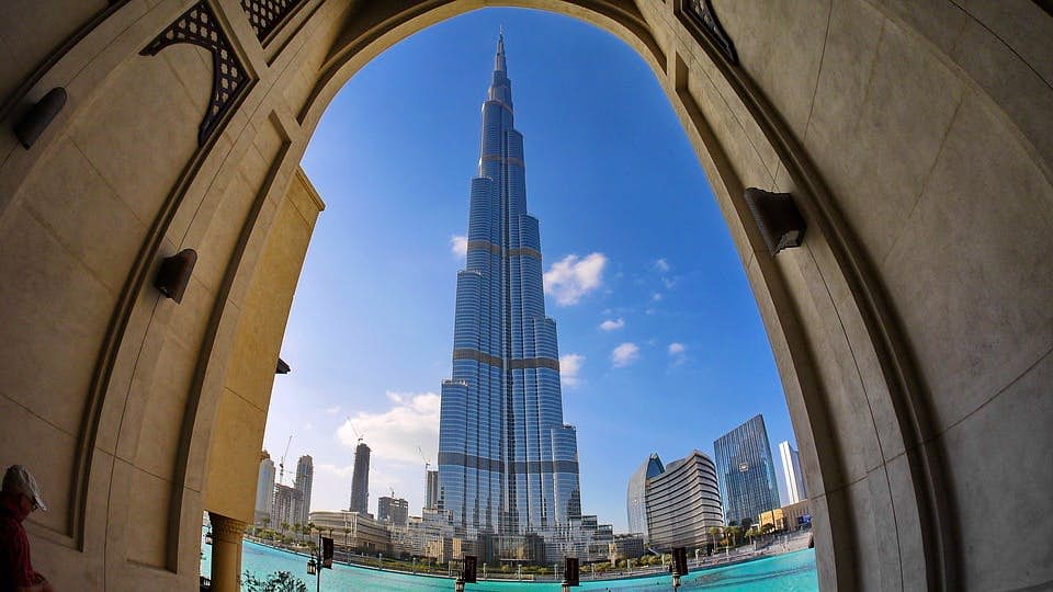 Visit Burj Khalifa 148th Floor - Peak hours