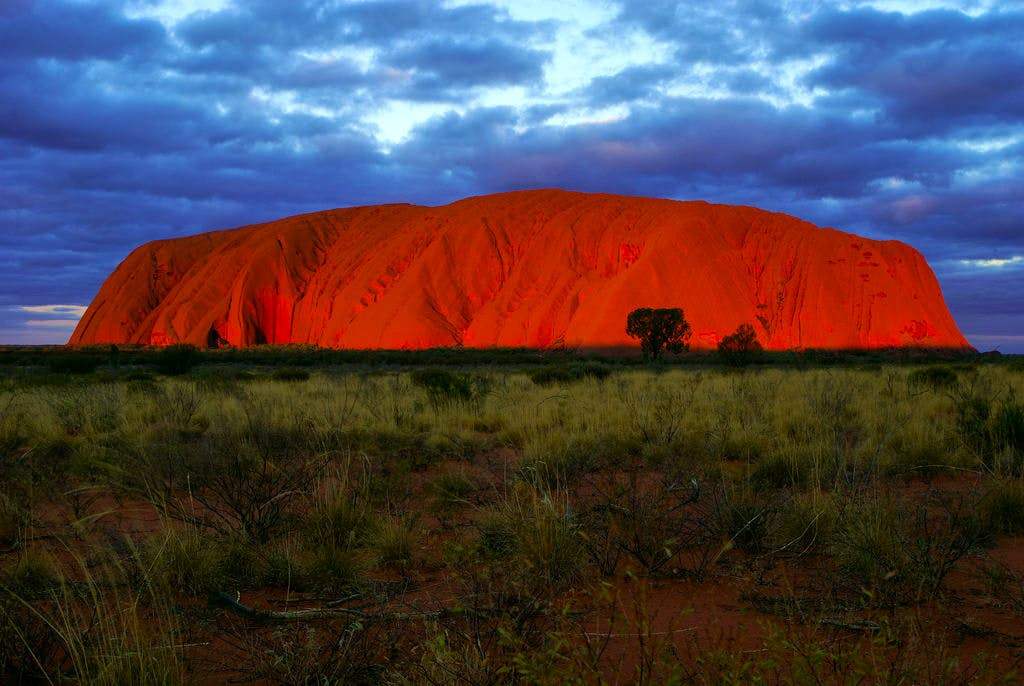 Tour of Uluru to embrace its cultural side and venturing into Mutitjulu Waterhole 