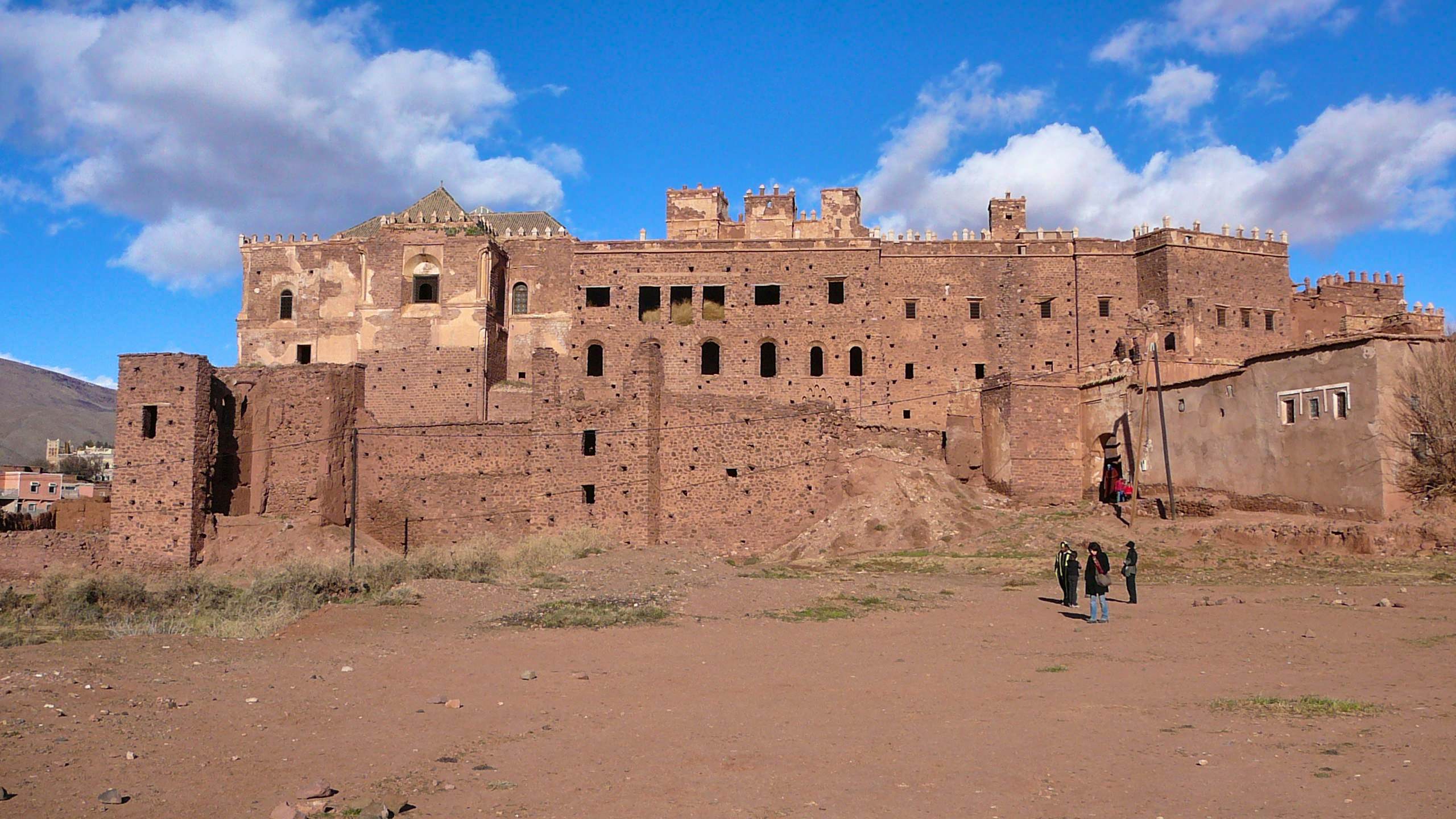 Tour of Ouarzazate and Ait Ben Haddou with Road of the Kasbahs