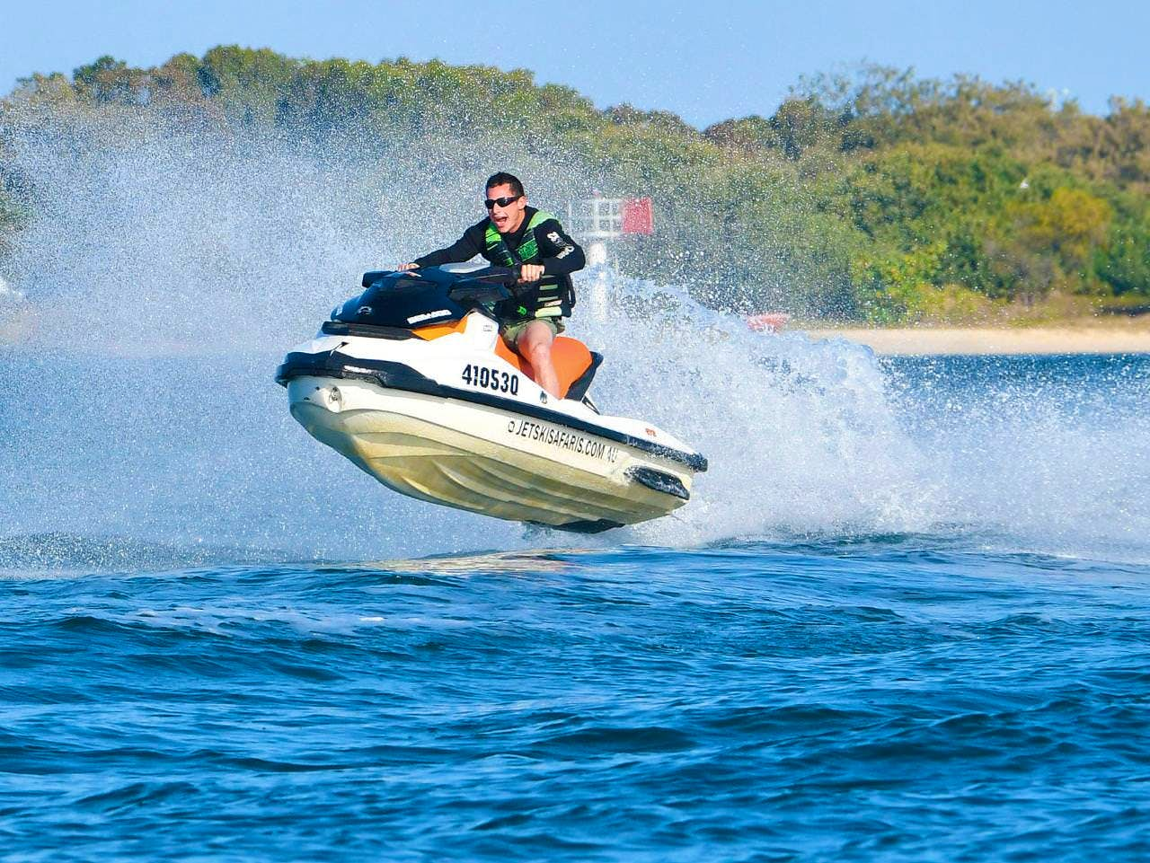 Gold Coast Jet Ski Safari ( 1hr Jet Ski Safari - 30km)