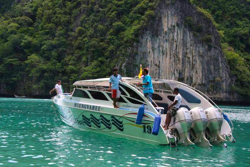 Phi Phi-Island Hoping Full Day Sunset & Plankton With Shared Transfers From Tonsai Pier