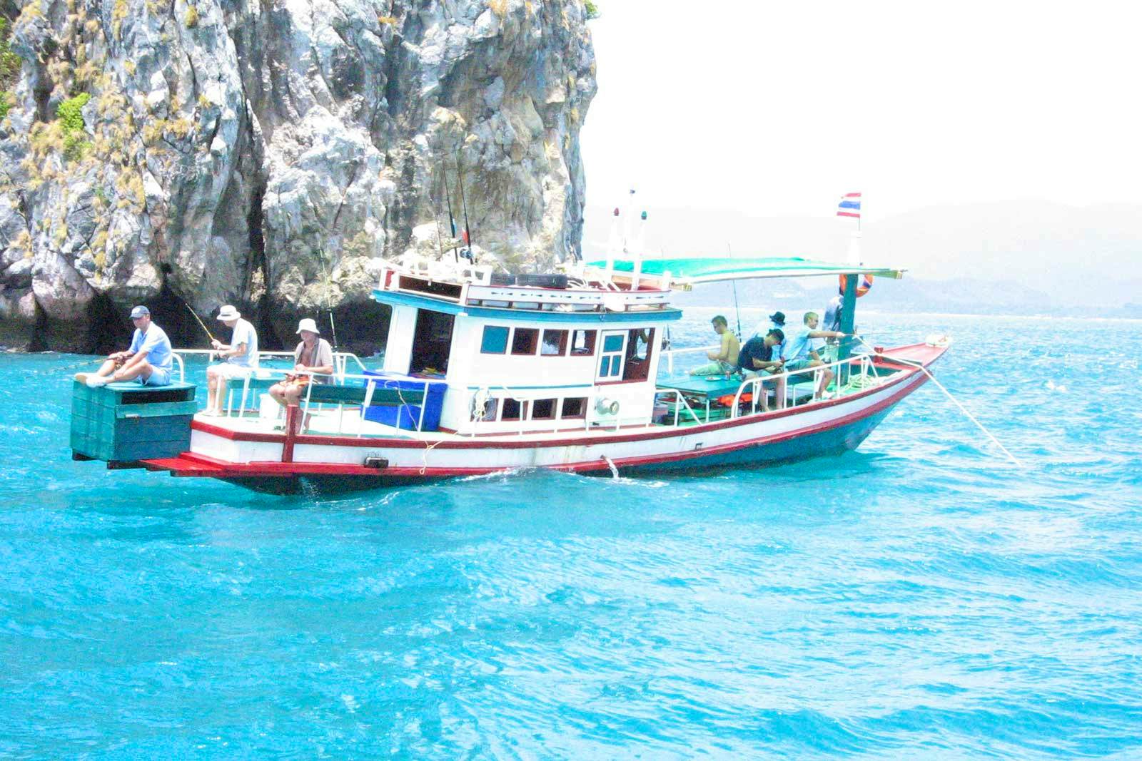 Fishing Tour for full day at the best bays and island waters for the perfect catch and Thailand delicacies tasting