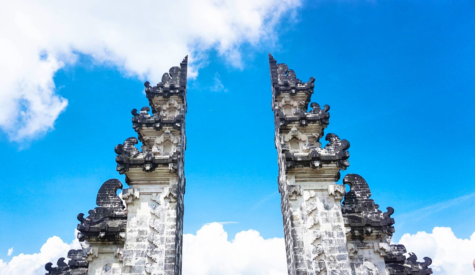 Sacred Temple of Lempuyang,Tirtha Gangga and BANYUMANA waterfall (Nt possible)