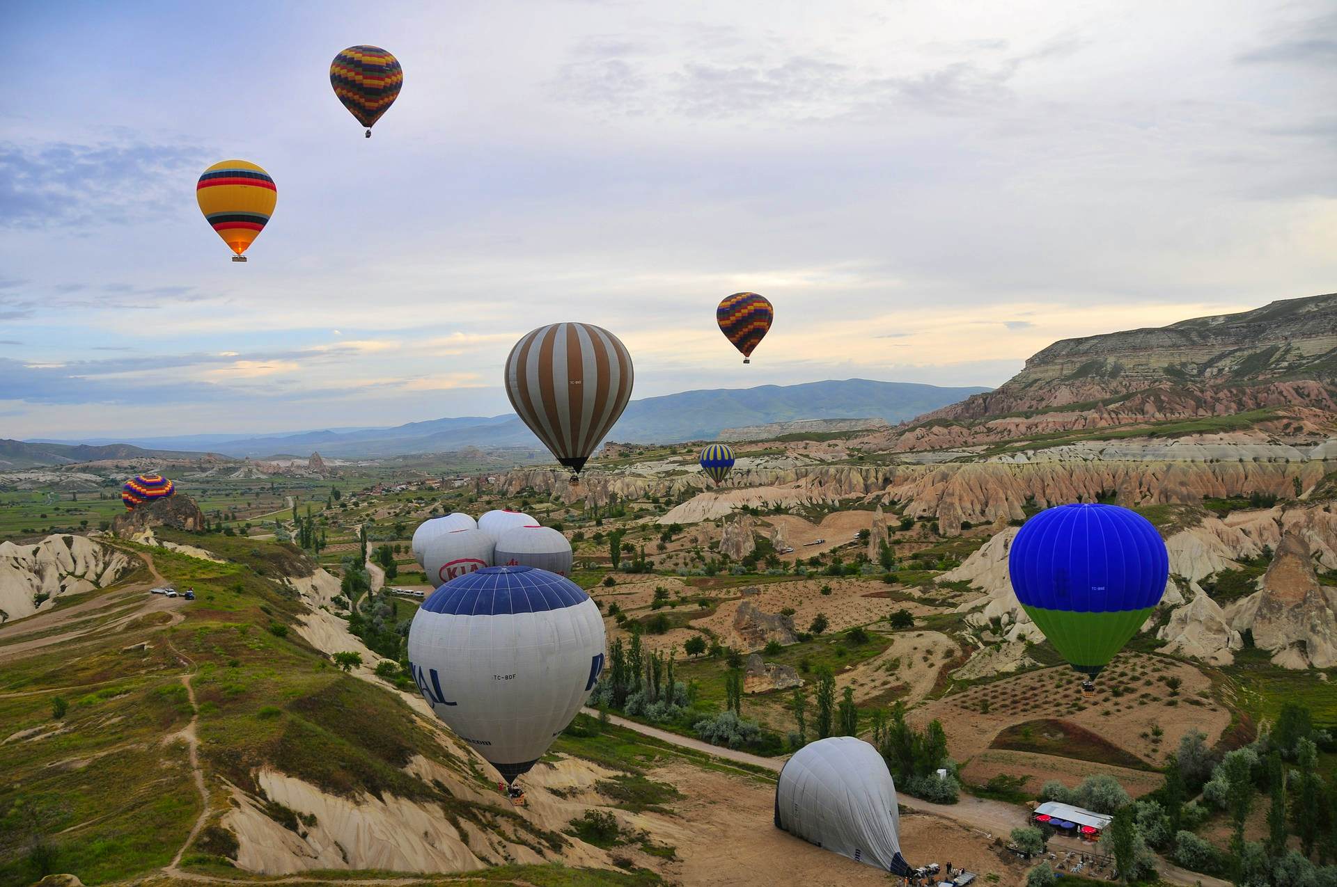 Early Morning Hot Balloon tour