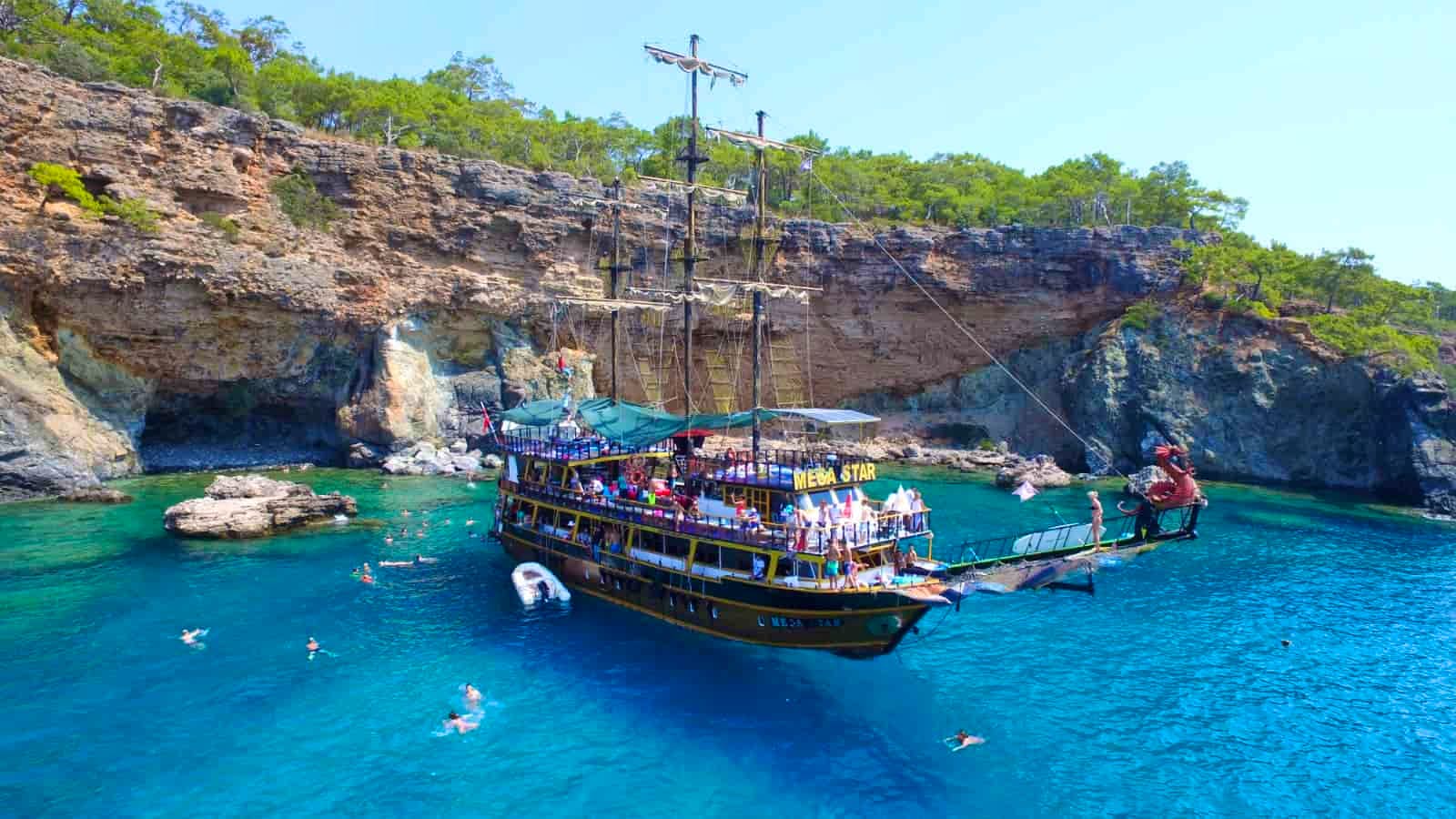Antalya City Tour – Boat trip With Private Transfers