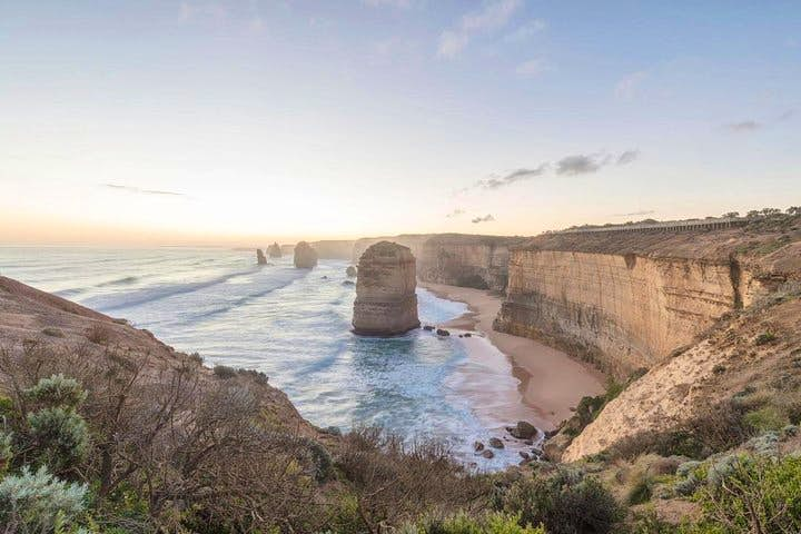 Small Group Great Ocean Road & 12 Apostles Tour