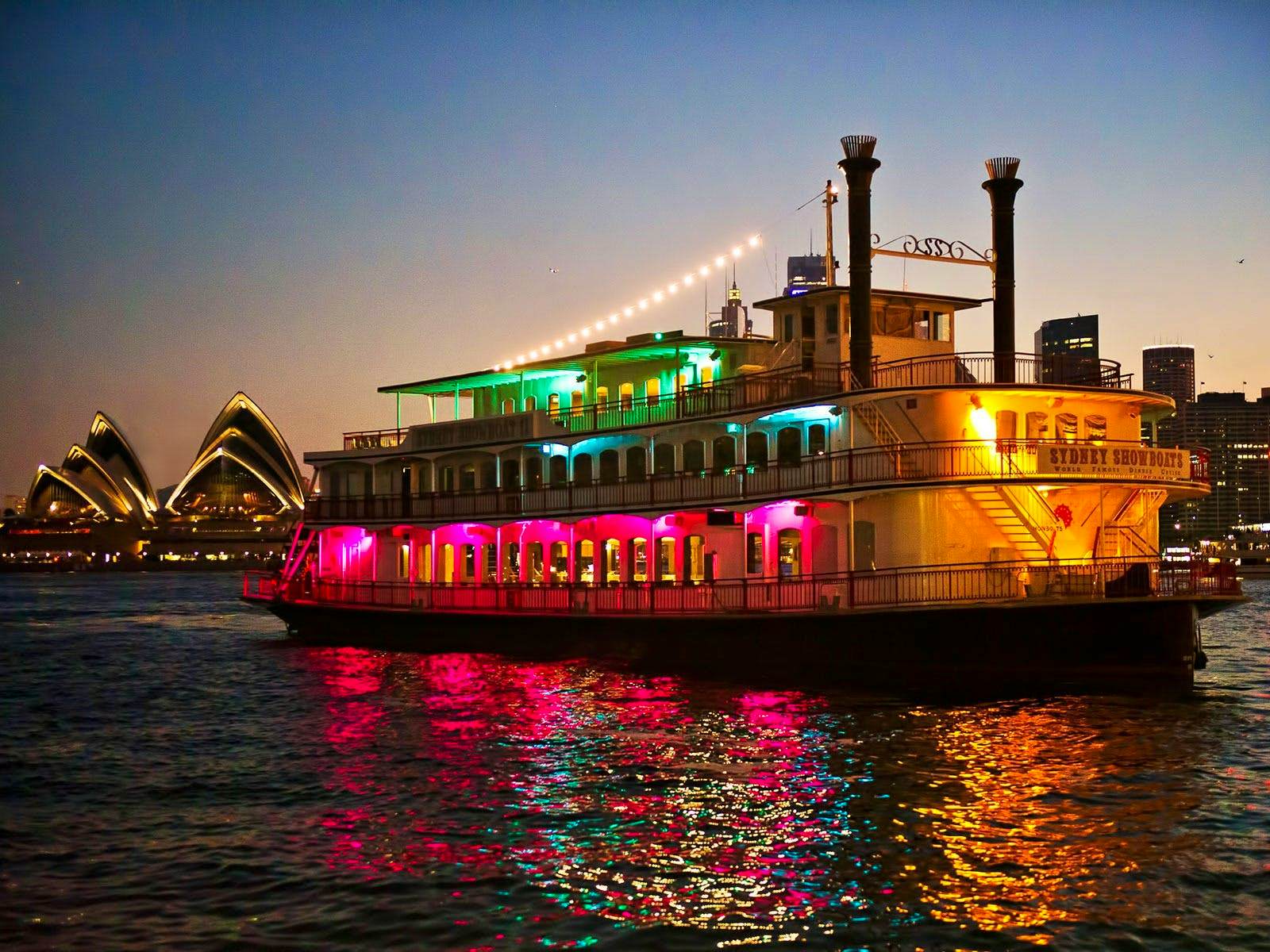 Sydney Showboat cruise with PVT transfers (on own) 