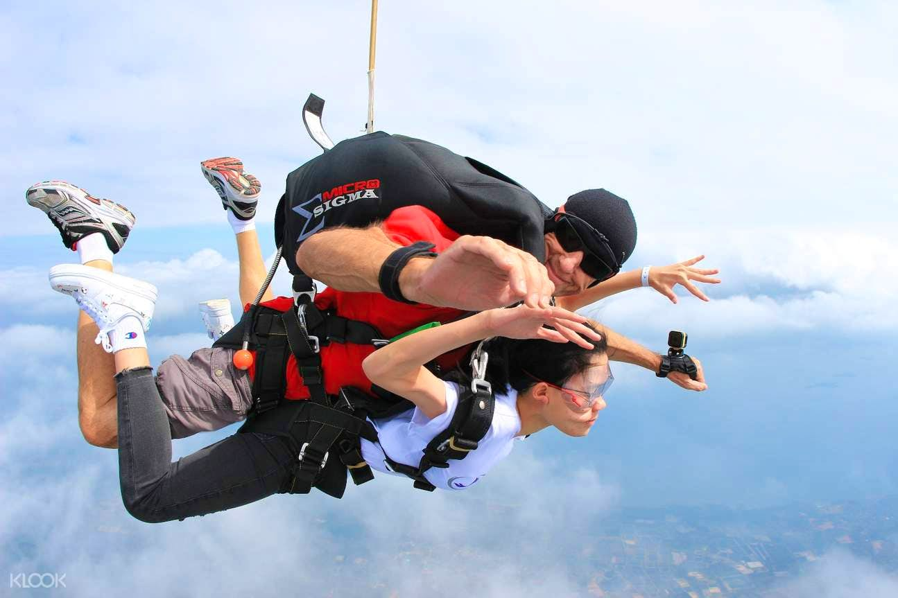 Pattaya-Sky Diving with Video With Shared Transfers