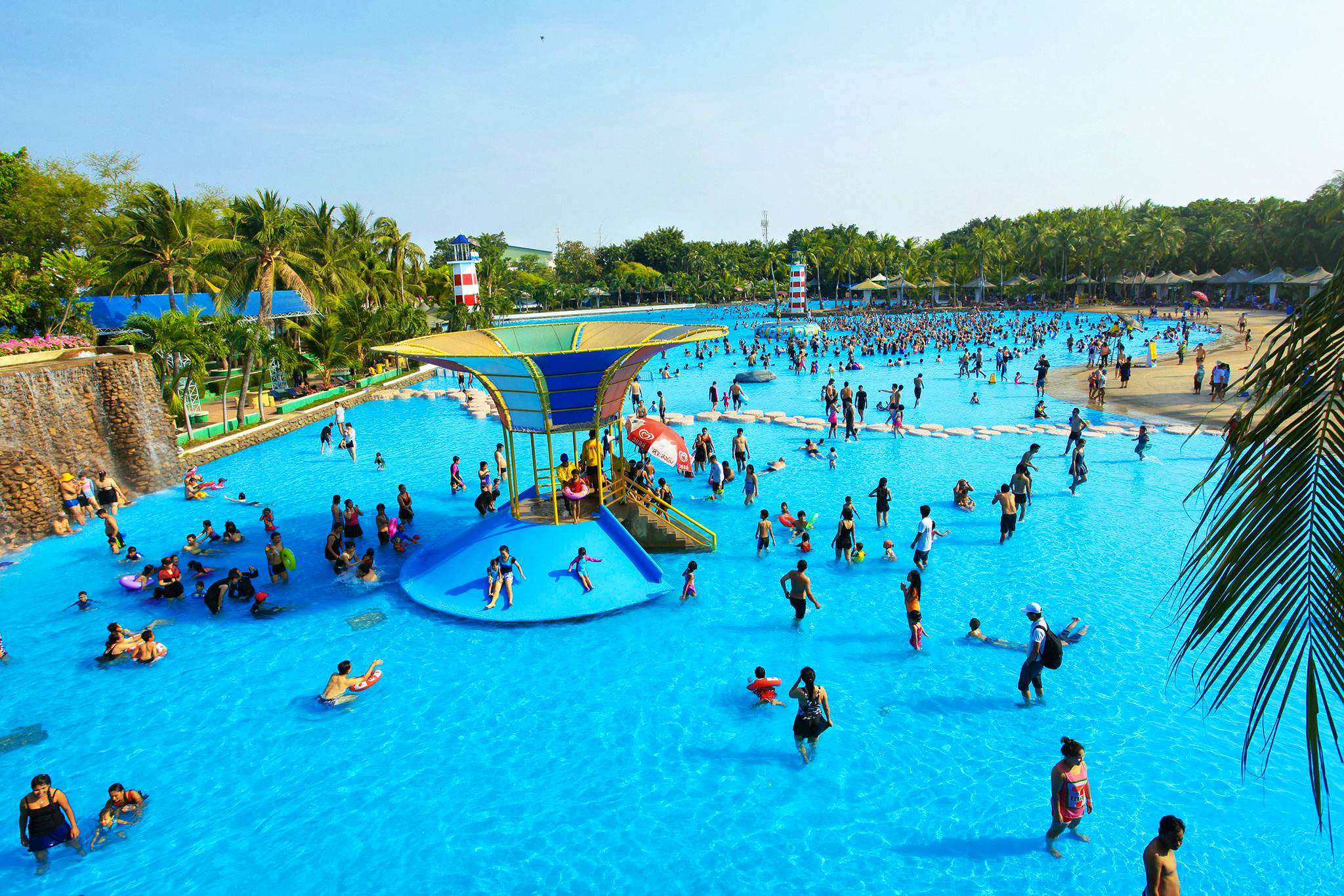 Bangkok-Siam Park City with Lunch with Shared Transfer