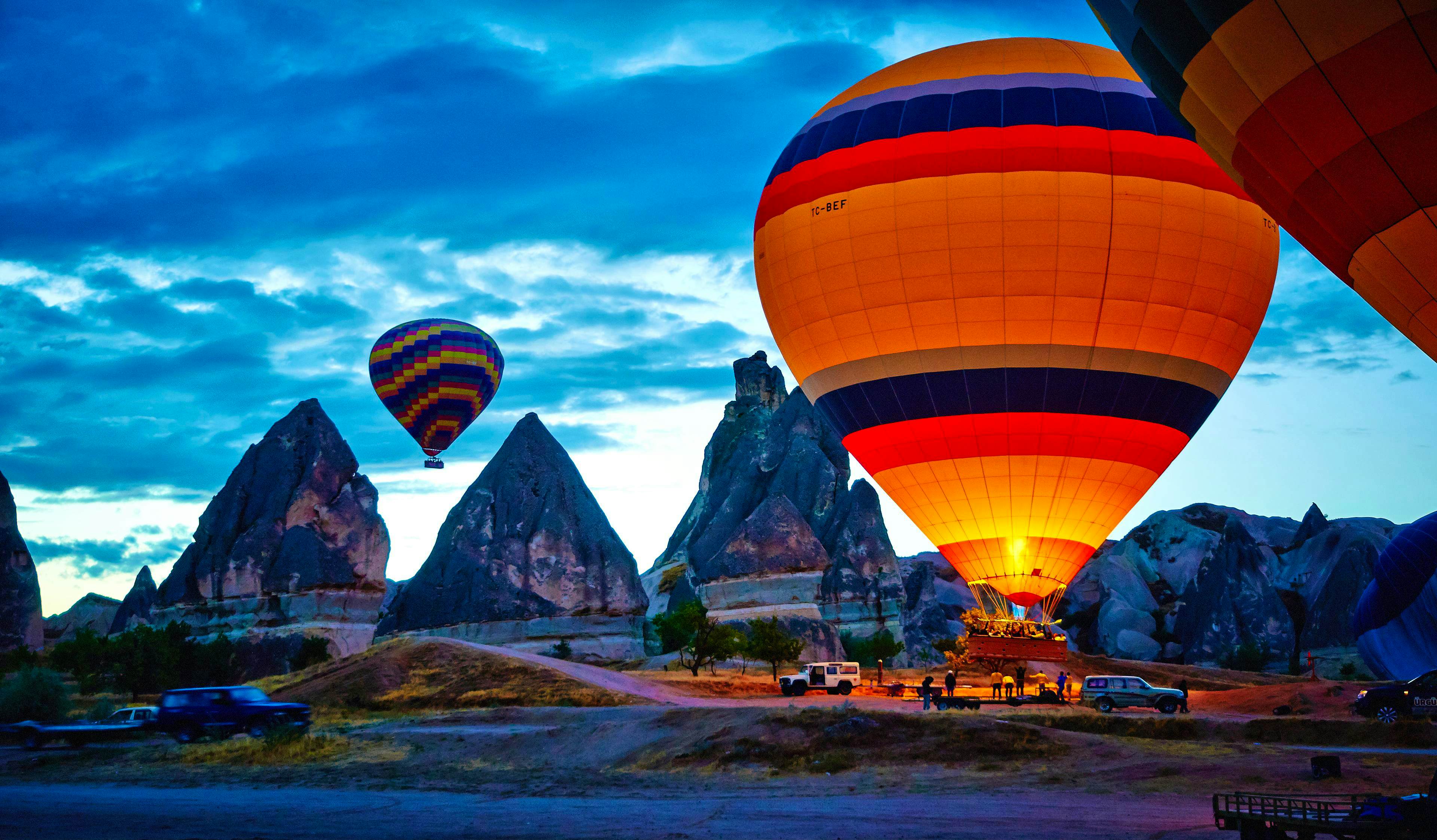Hot Air Balloon + Full Day Cappadocia Green Tour with Derinkuyu Underground City, Ihlara Valley, Belisirma Village, Selime Monastery, Yaprakhisar on Shared Transfers