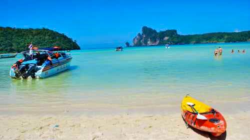 Leisurely timeout at Phi Phi Islands by Speedboat from Krabi