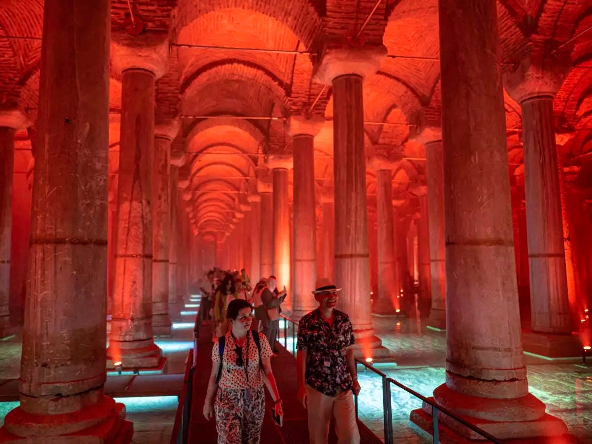 Basilica Cistern Fast Track Admission & Highlights Tour by Official Guide - Ticket Only