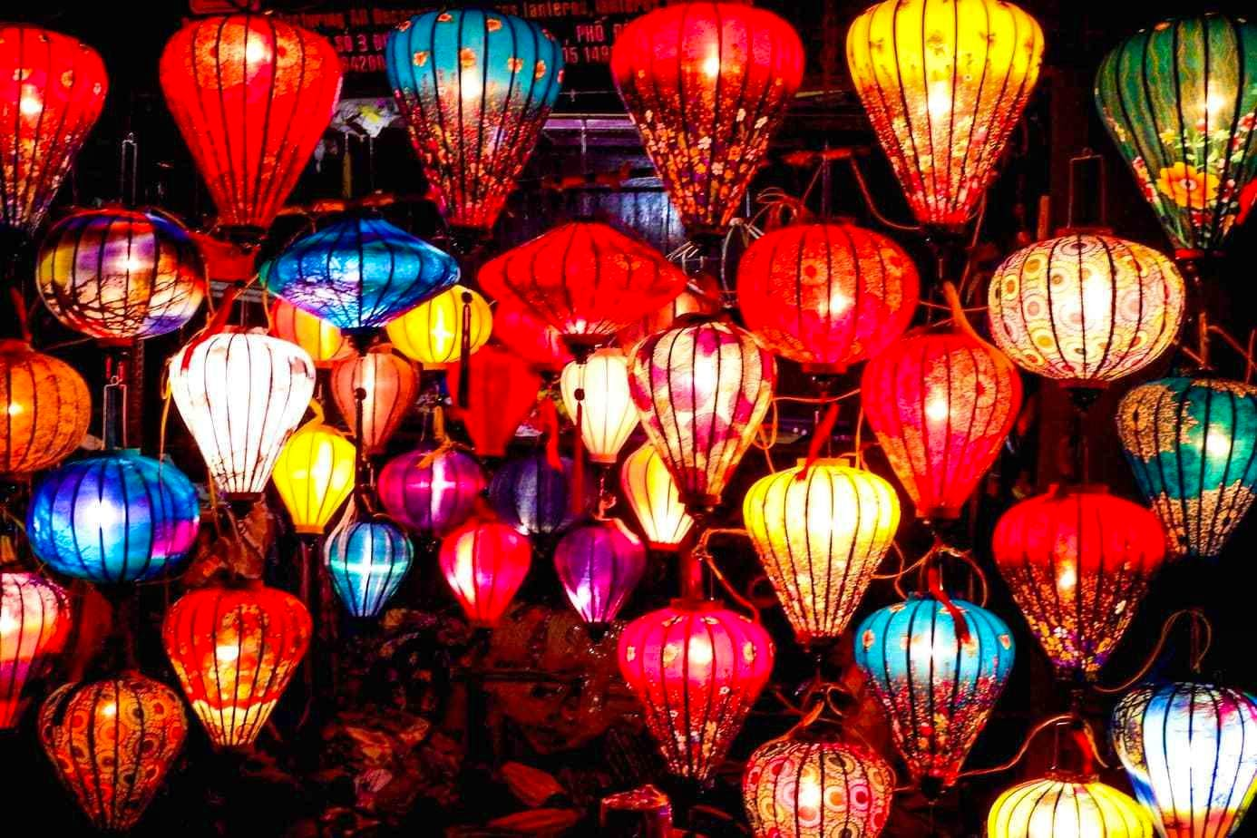 Hoi An floating Lantern with a boat trip, pick up at Hoi An - Private Transfers