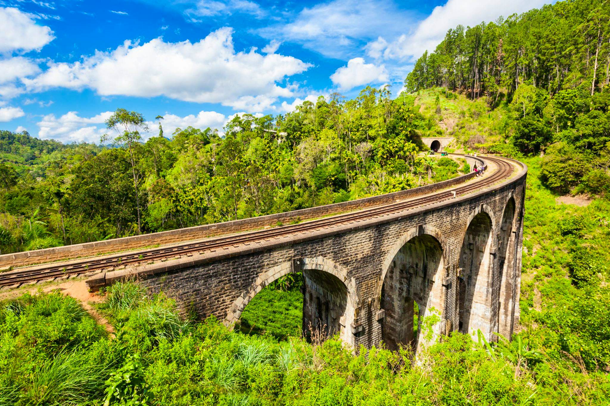 Ella city tour - Ravana Ella Cave , Ravana Falls , Nine Arch Bridge with Private Transfers