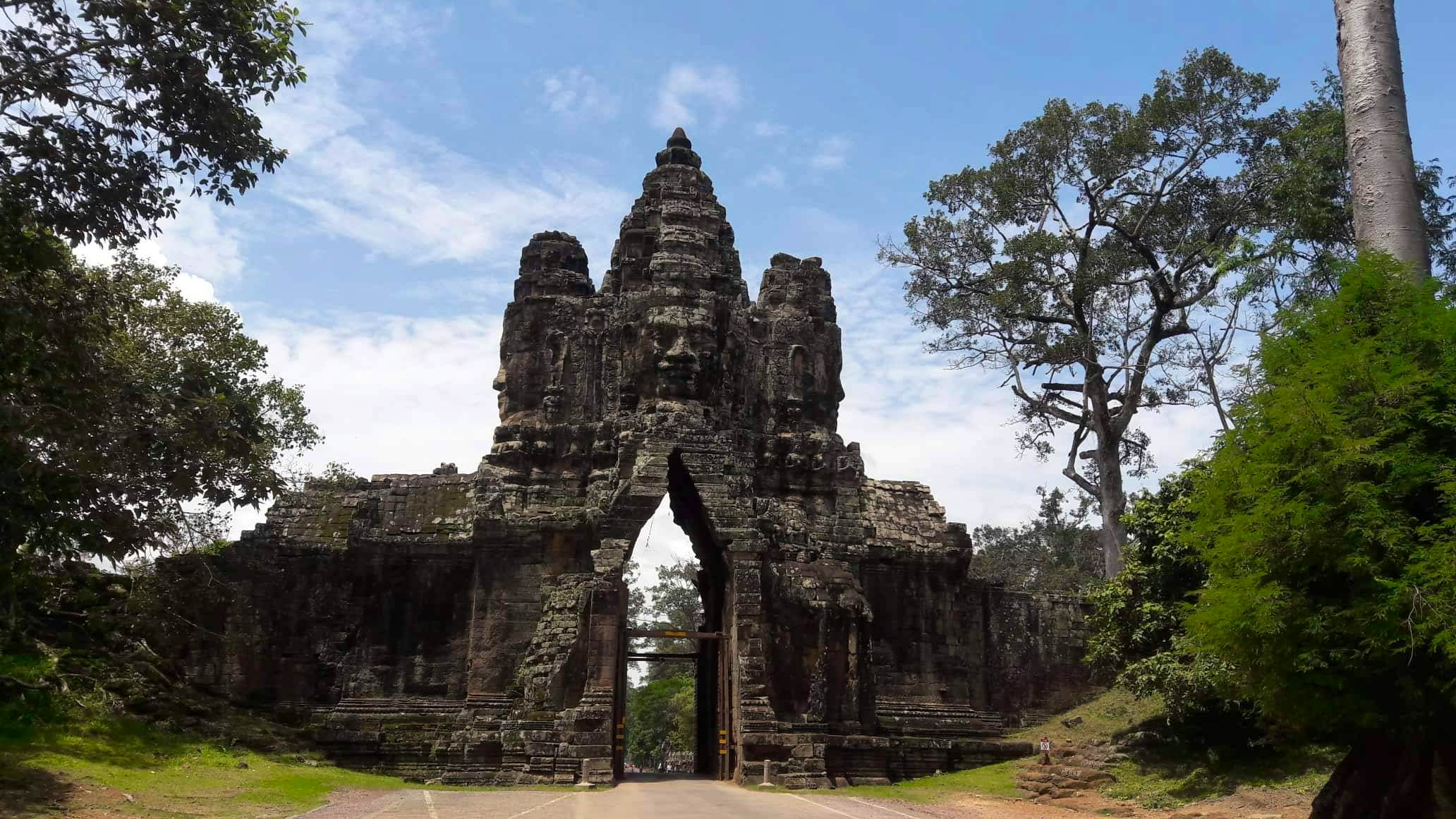 Angkor Temples Sunrise Tour