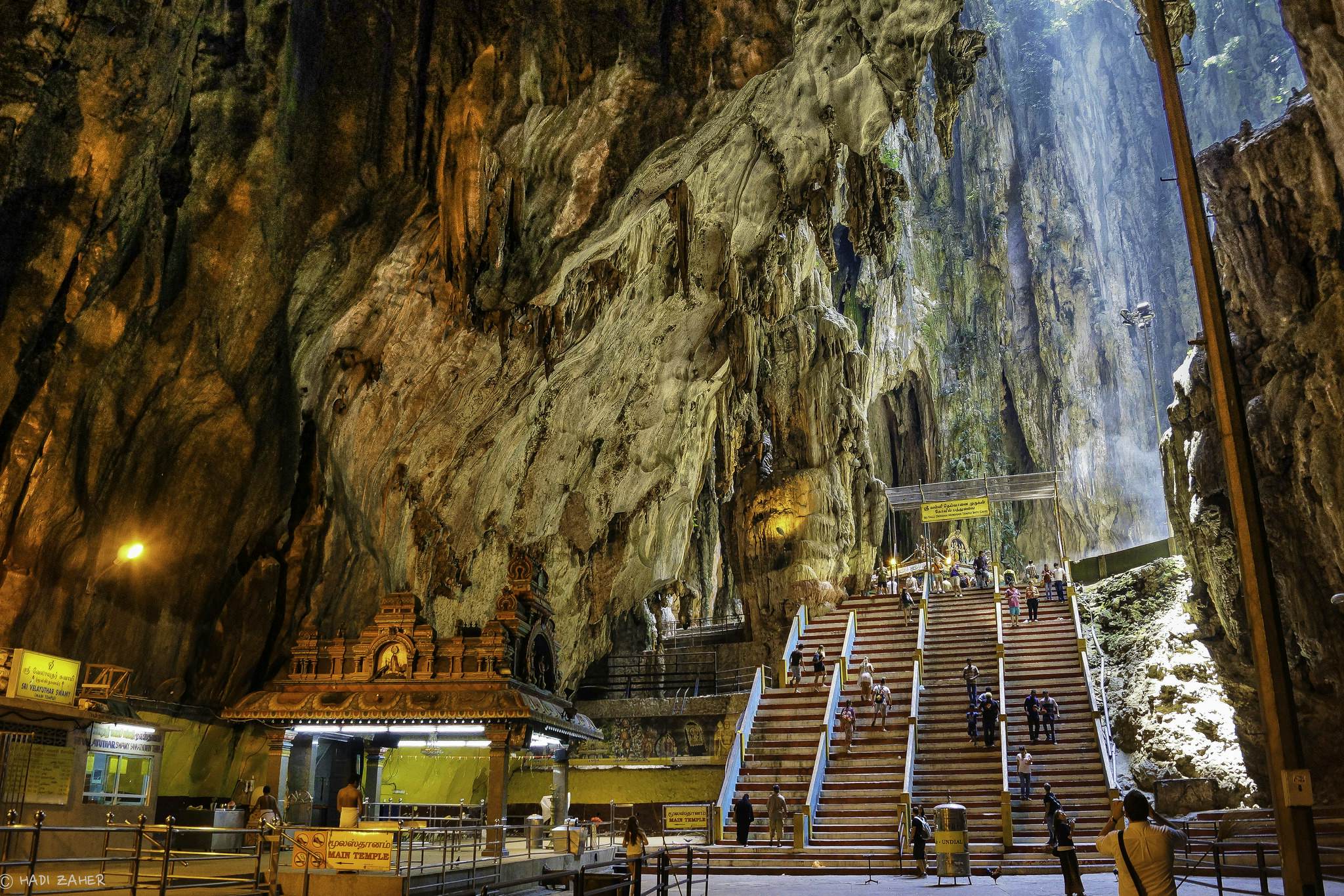 Batu caves + genting highlands tour with cable car ride