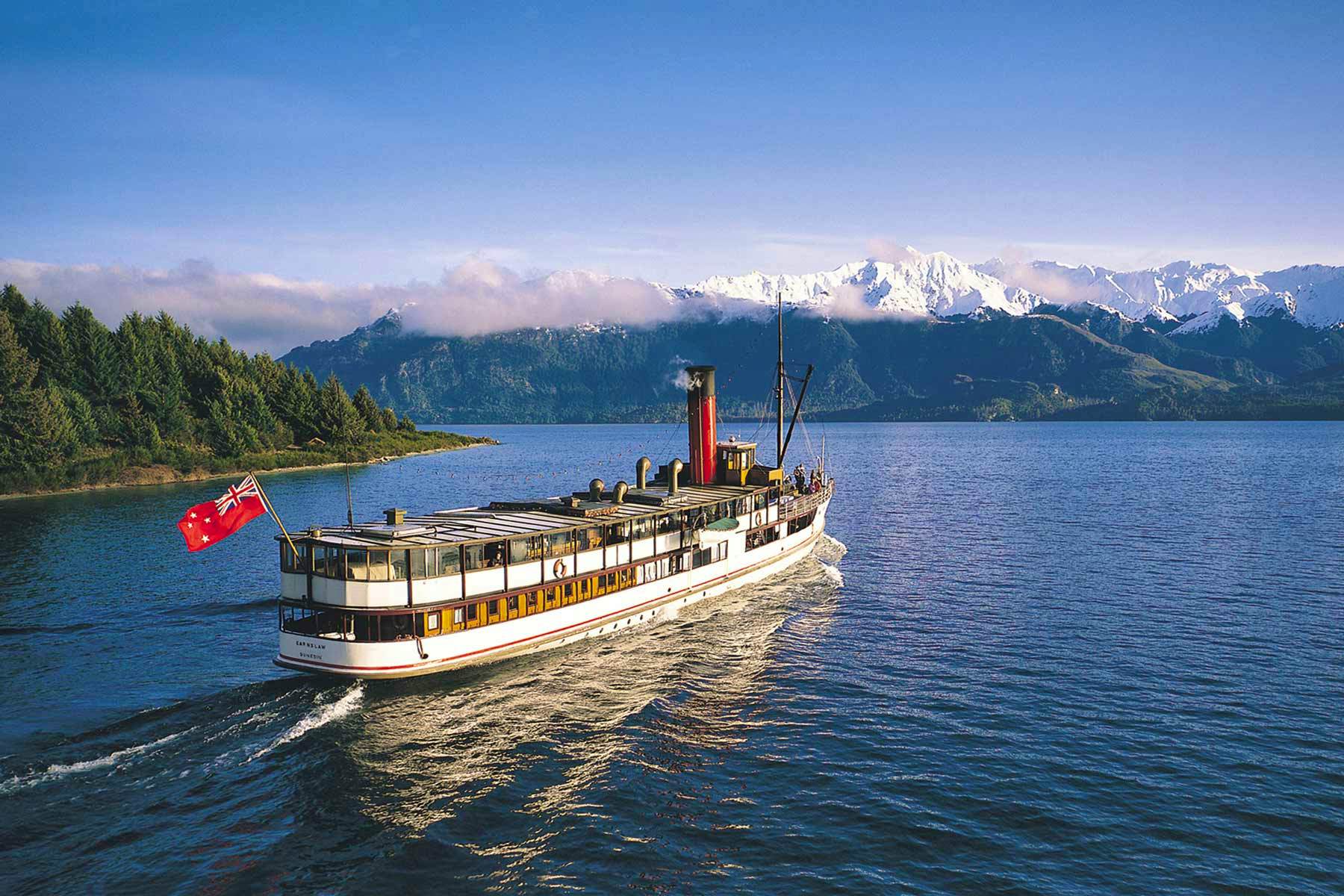 TSS Earnslaw Steamship Cruises 