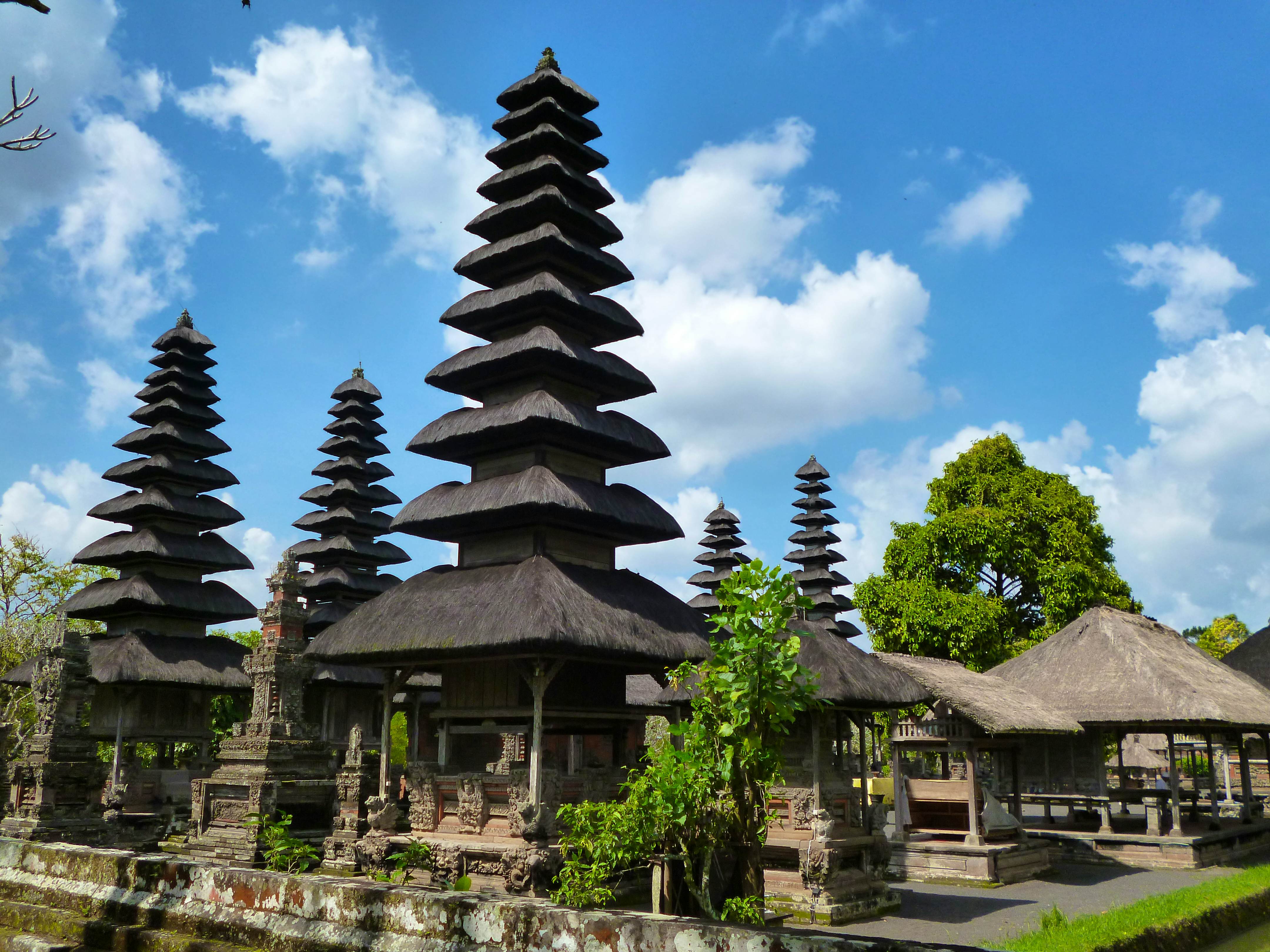 Taman Ayun , Ulun Danu and Bali Handara Gate