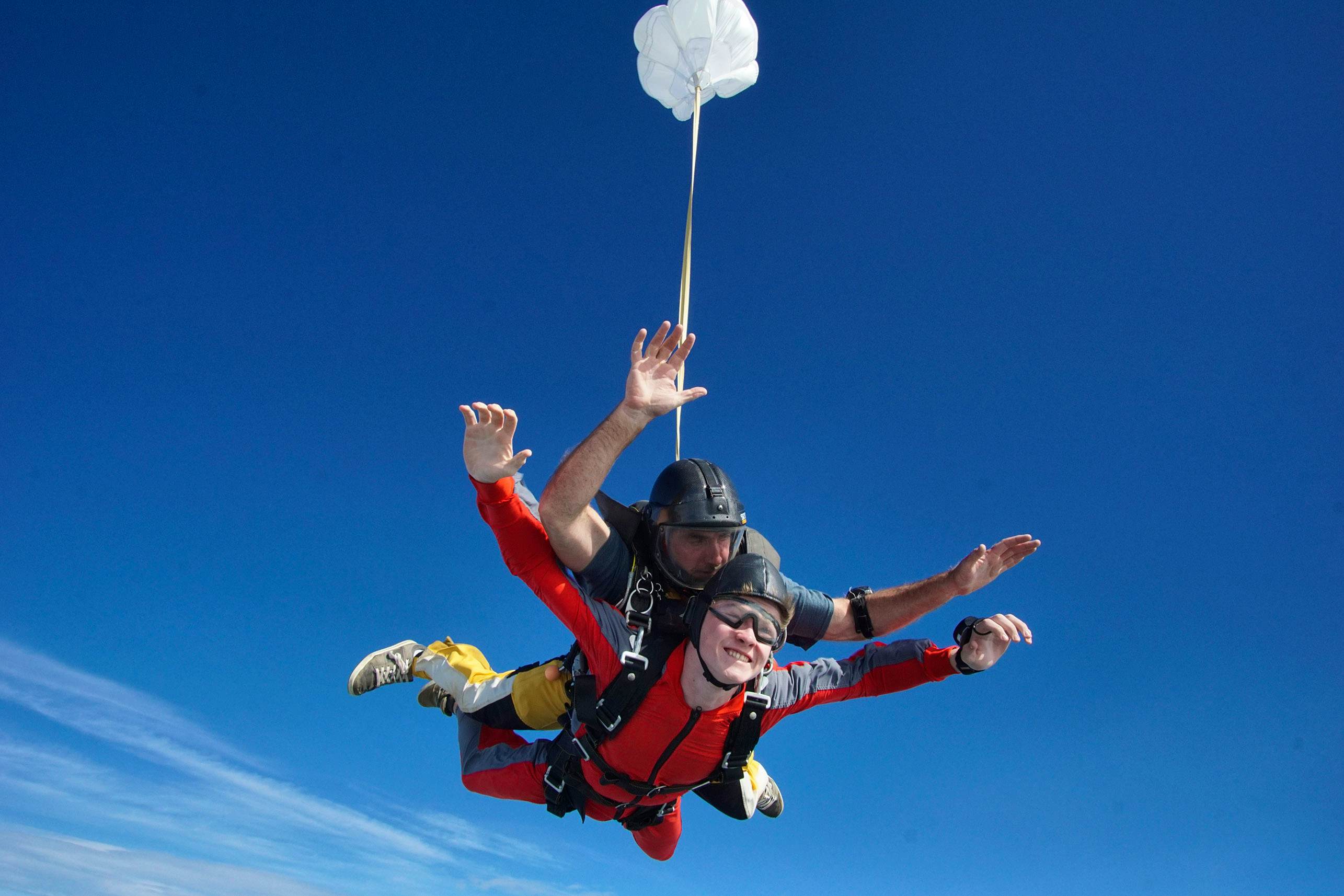 Tandem Skydive over Lake Wanaka exposed to its mesmerizing views from 15,000 ft