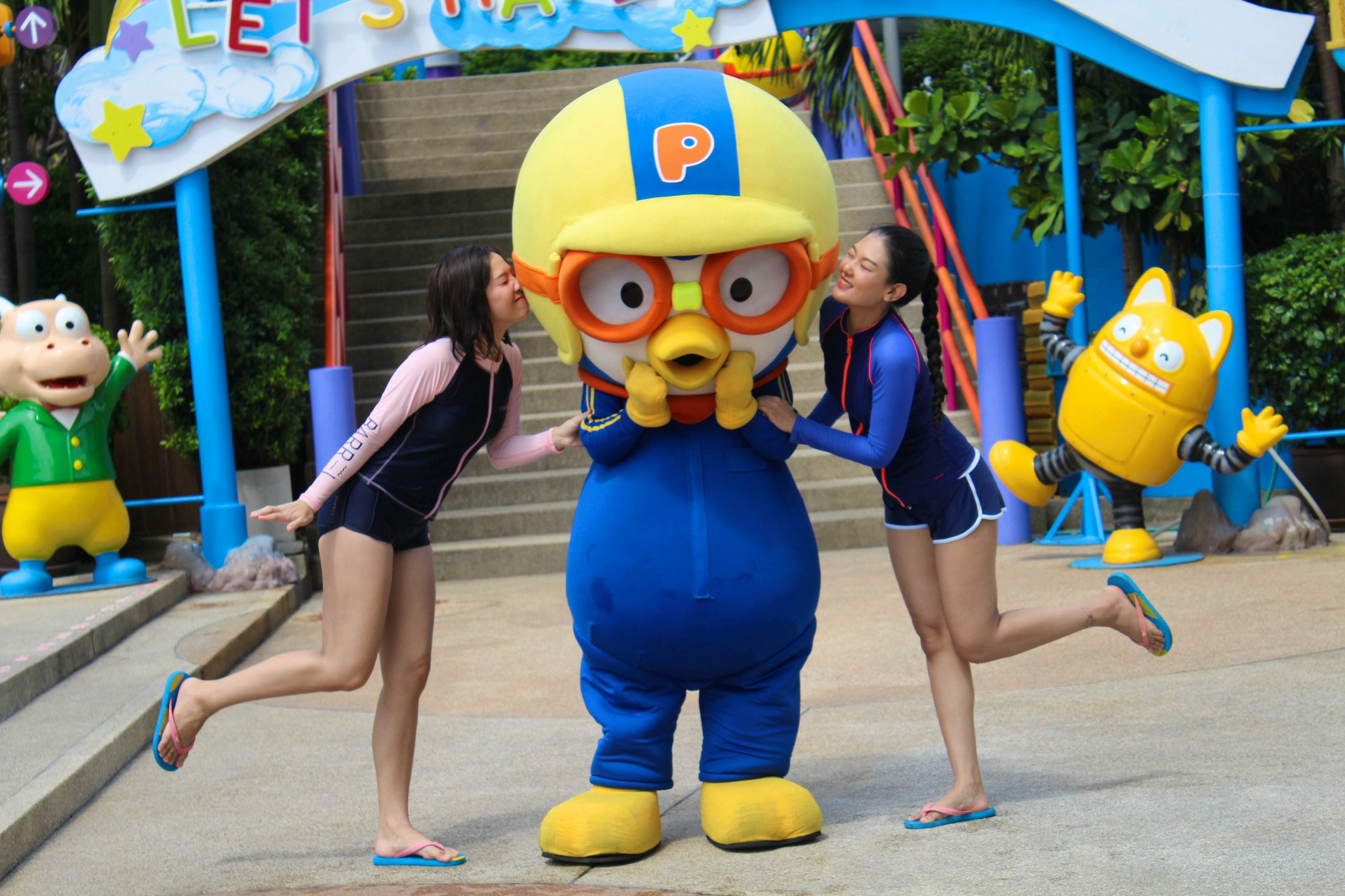 Bangkok Water Park - Pororo Water Park with Private Transfers