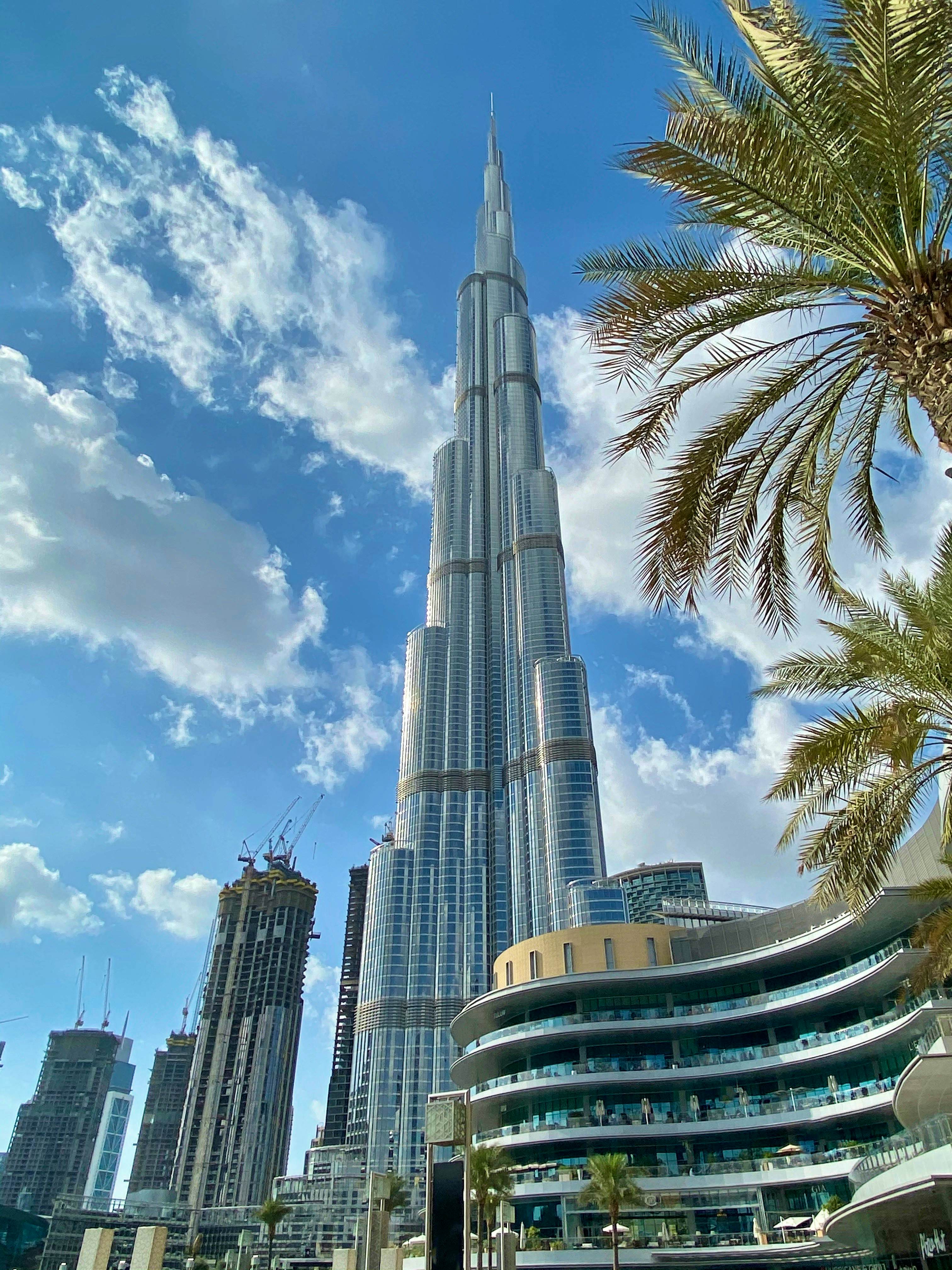 Burj Khalifa 124 And 125 Floor Prime Hours And Dubai Aquarium With Underwater Zoo With Private Transfers