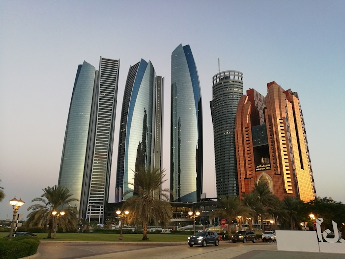 Thrilling 2-Nights in Abu Dhabi and 2-Nights in Dubai City