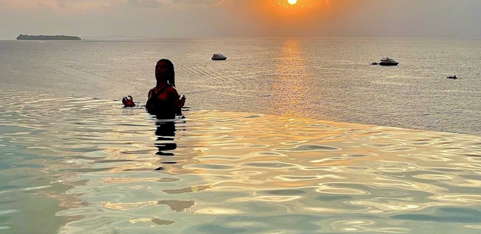 3 Nights Maldives Vacation to Kaani Palm Beach Resort