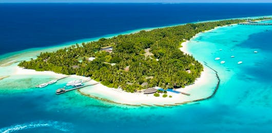 The-Magical-Holiday-Package-to-Kuramathi-Island-Resort,-Maldives