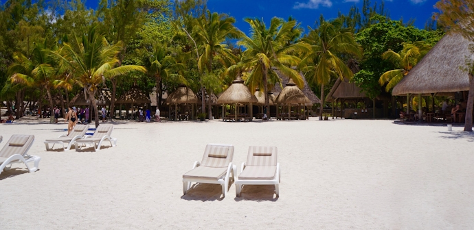 Energizing 5 Nights Holiday Packages From Delhi To Mauritius