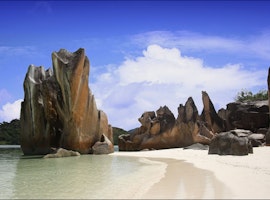 The most exotic 7 day romantic package to Seychelles
