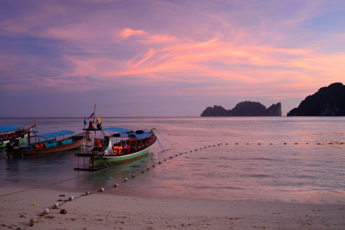 Gorgeous 8 Nights Thailand Couple Tour Packages