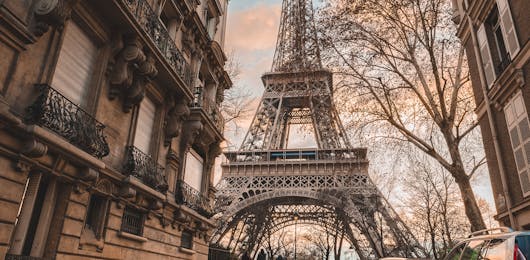 Enchanting-6-Night-Christmas-Getaway-to-Paris