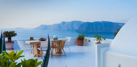 Perfect-8-Nights-Santorini-Greece-Package-for-Couple