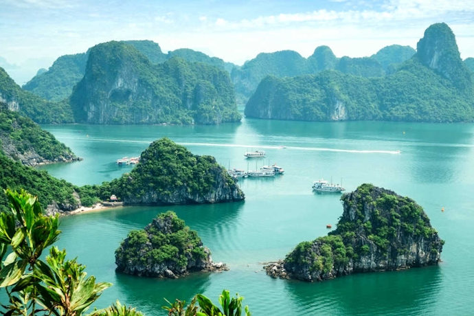 A lovely 6 nights to Hanoi and Ho Chi Minh, Vietnam tour package