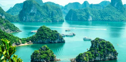 A-lovely-6-nights-to-Hanoi-and-Ho-Chi-Minh,-Vietnam-tour-package