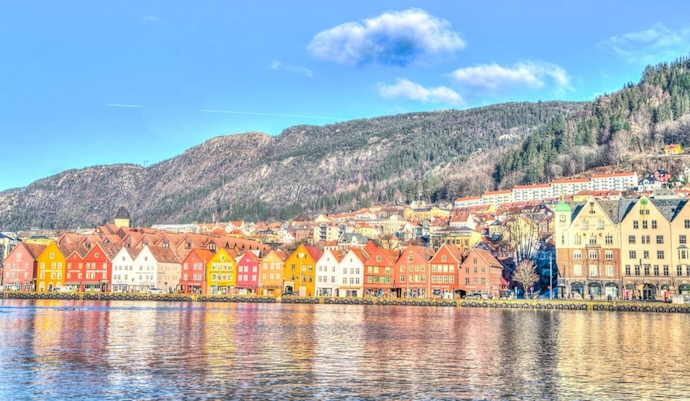 Sizzling Kolkata To Norway Packages
