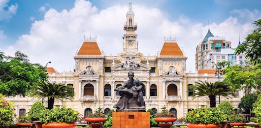 Luxurious-10-Day-Vietnam,-Cambodia-&-Malaysia-itinerary