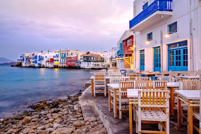 Relaxing 6 Nights Honeymoon Trip to Greece