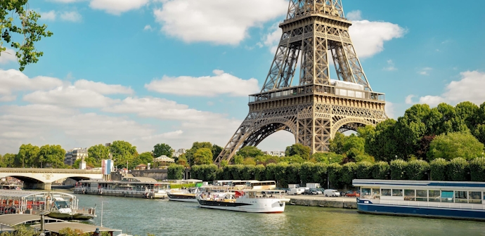 Spectacular 11 Nights Honeymoon Package to Paris from Bangalore
