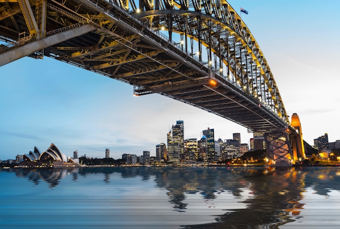 Travel to Australia this summer during your 6 nights stay