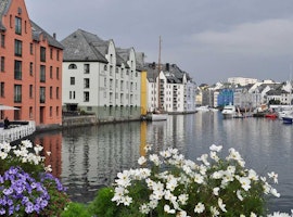 Spectacular 9 Nights New Delhi to Norway Package